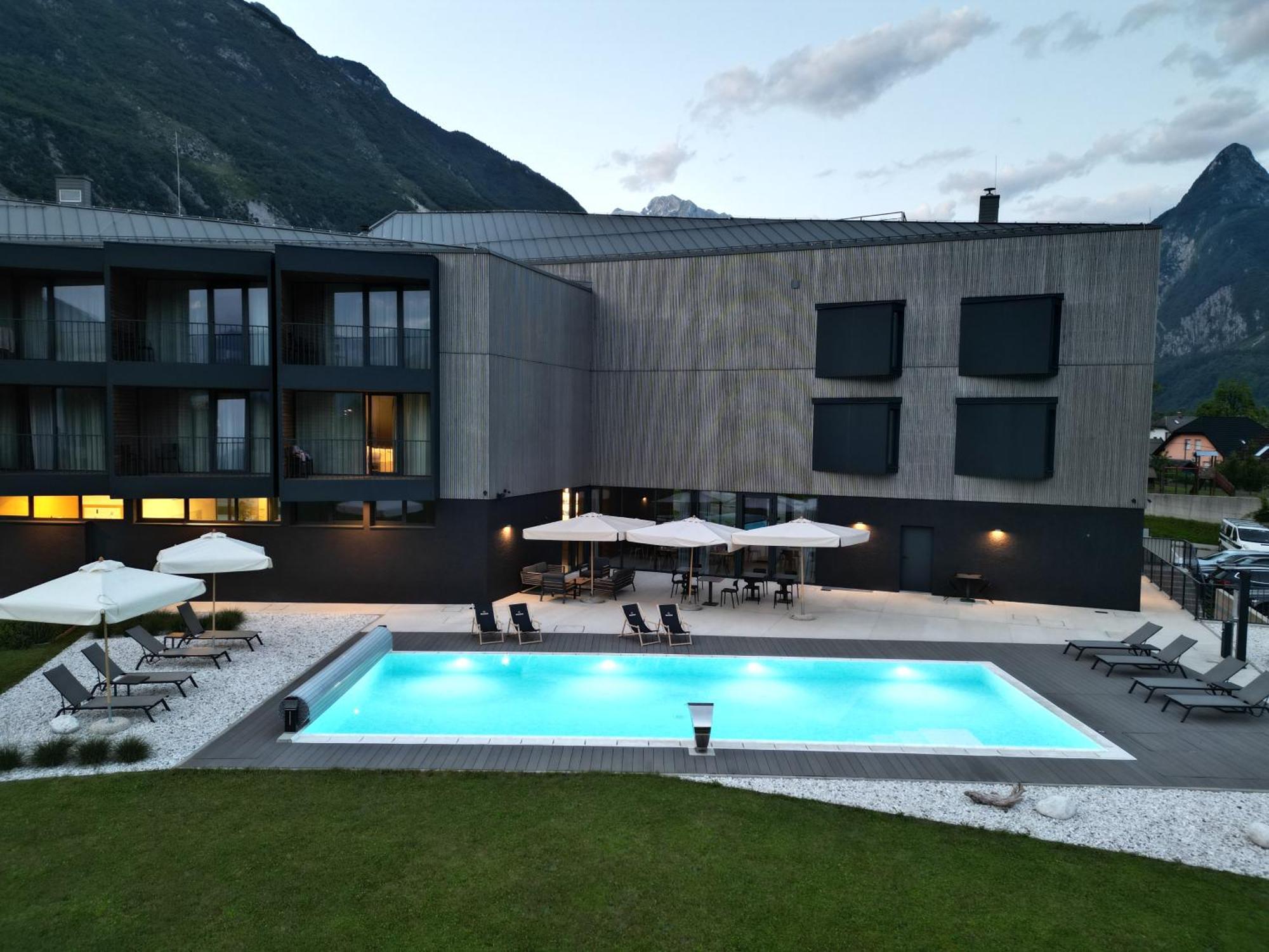 Hotel Soca Bovec Exterior foto