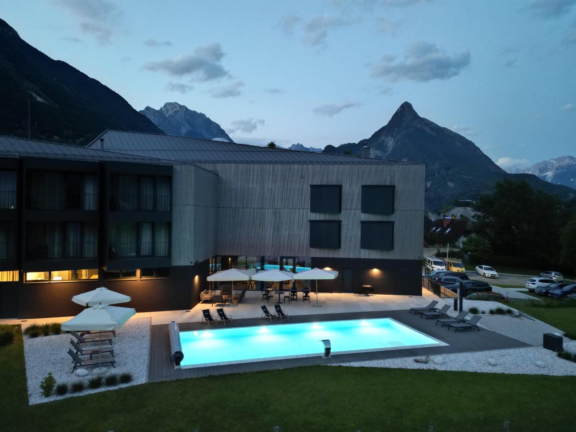 Hotel Soca Bovec Exterior foto